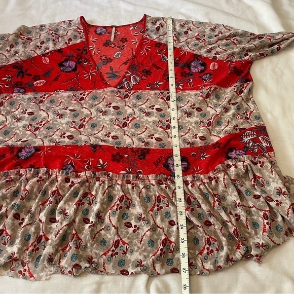 Free People Small Isabelle Tunic Top ~ Oversized Boho Peasant Red Floral - Picture 5 of 6